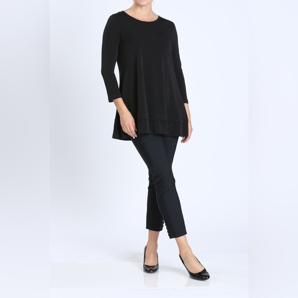 NWT IC by Connie K Long Liquid Knit Tunic Black Bottom Tuck Detail 3/4 Sleeve XL